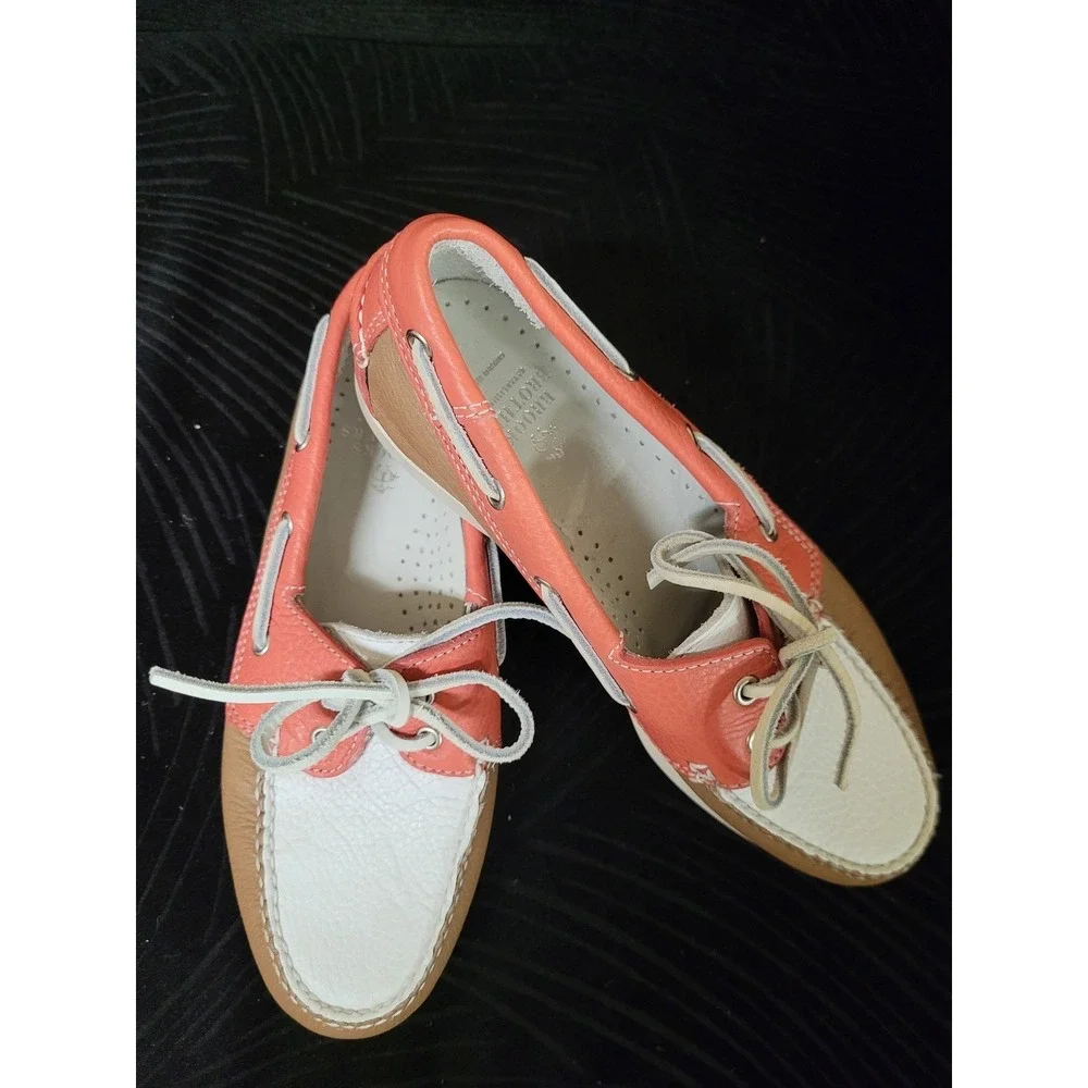 Brooks Brothers Womens Preppy Leather Boat‎ Shoes Coral Tan White 5229 6.5M NWOT